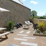La Forge, Familial,a Mere Eglise