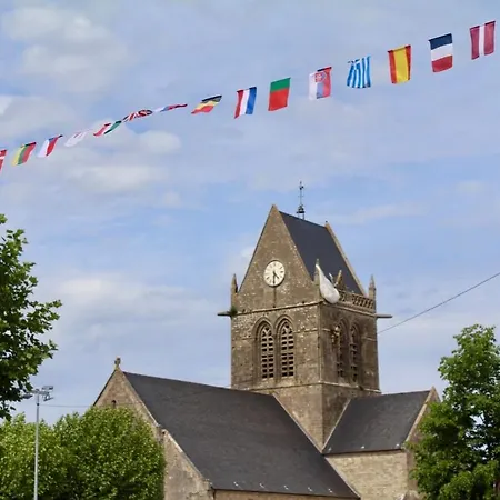 La Forge, Gite Familial,a Mere Eglise 펜션 Sainte-Mère-Église
