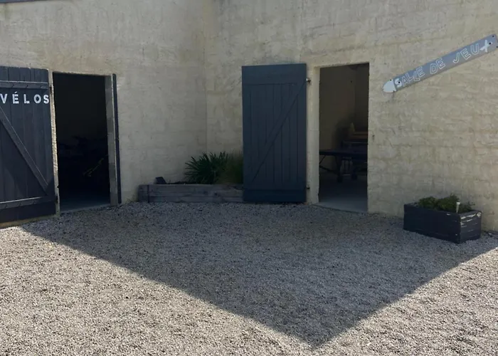 La Forge, Familial,à Mère Eglise