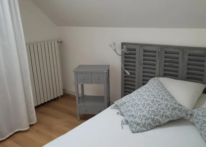 La Forge, Familial,à Mère Eglise *